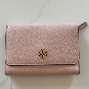 New Tory Burch Carter Medium Flap Wallet